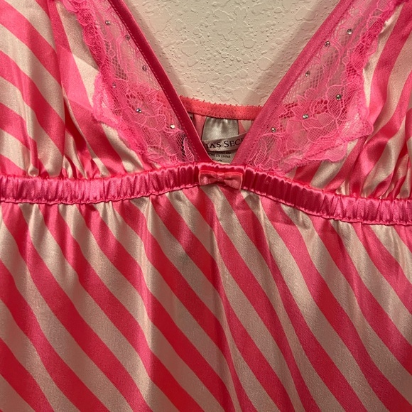 Bundle 💗🖤Victoria's Secret Lingerie - Picture 6 of 14